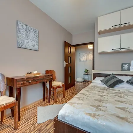 Apartament Blue Mandarin Wood *