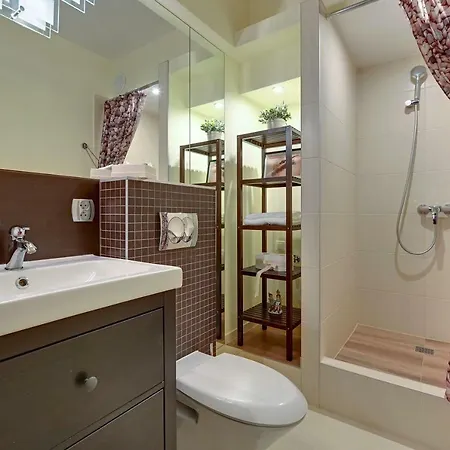 Blue Mandarin Wood Appartement *