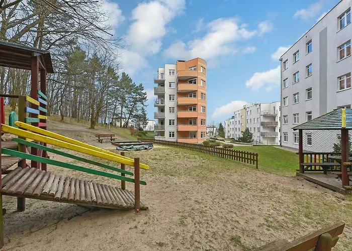 Blue Mandarin Wood דירה